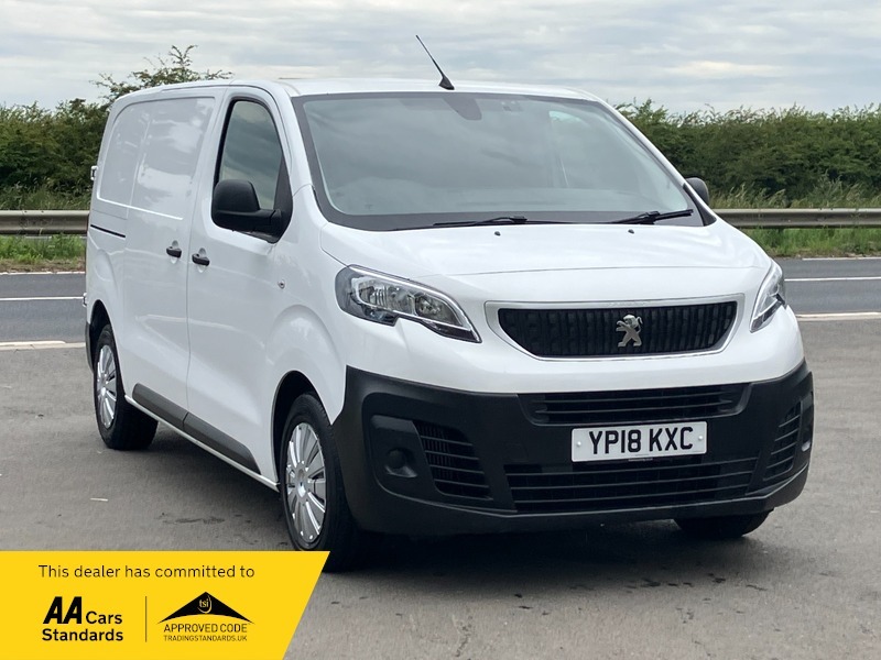 Compare Peugeot Expert Expert Euro 6 With YP18KXC White