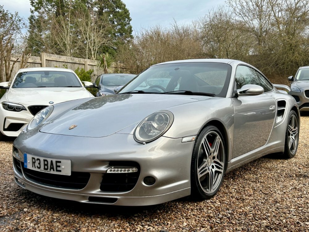 Compare Porsche 911 Coupe R3BAE Silver