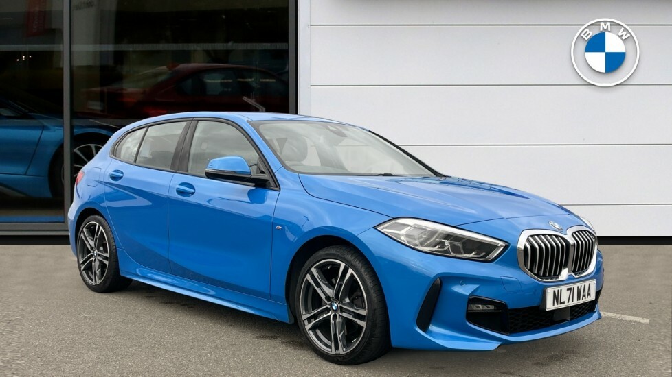 Compare BMW 1 Series 118I M Sport NL71WAA Blue