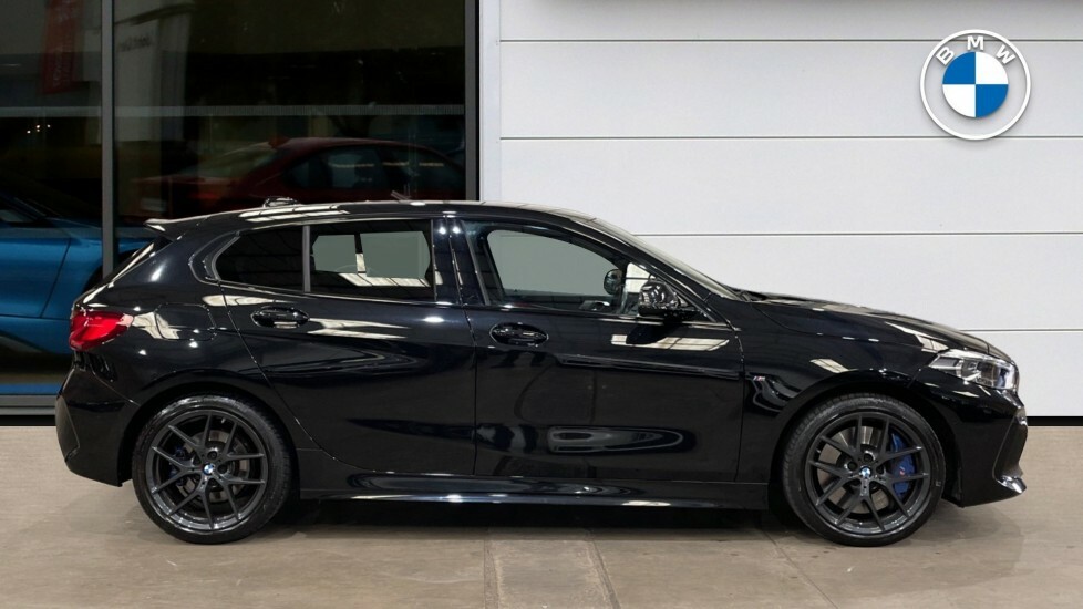 Compare BMW 1 Series 118I M Sport LM71ORX Black