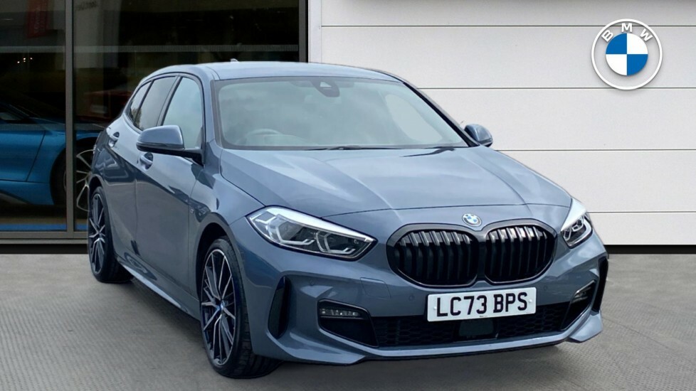 Compare BMW 1 Series 118I M Sport LC73BPS 