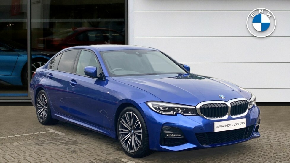Compare BMW 3 Series 320I M Sport Saloon LC71YOG Blue
