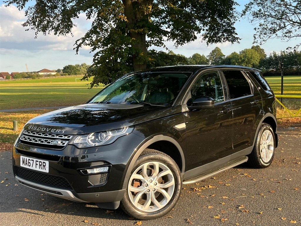 Compare Land Rover Discovery Sport 2.0 Td4 Hse 4Wd Euro 6 Ss MA67FRR Black