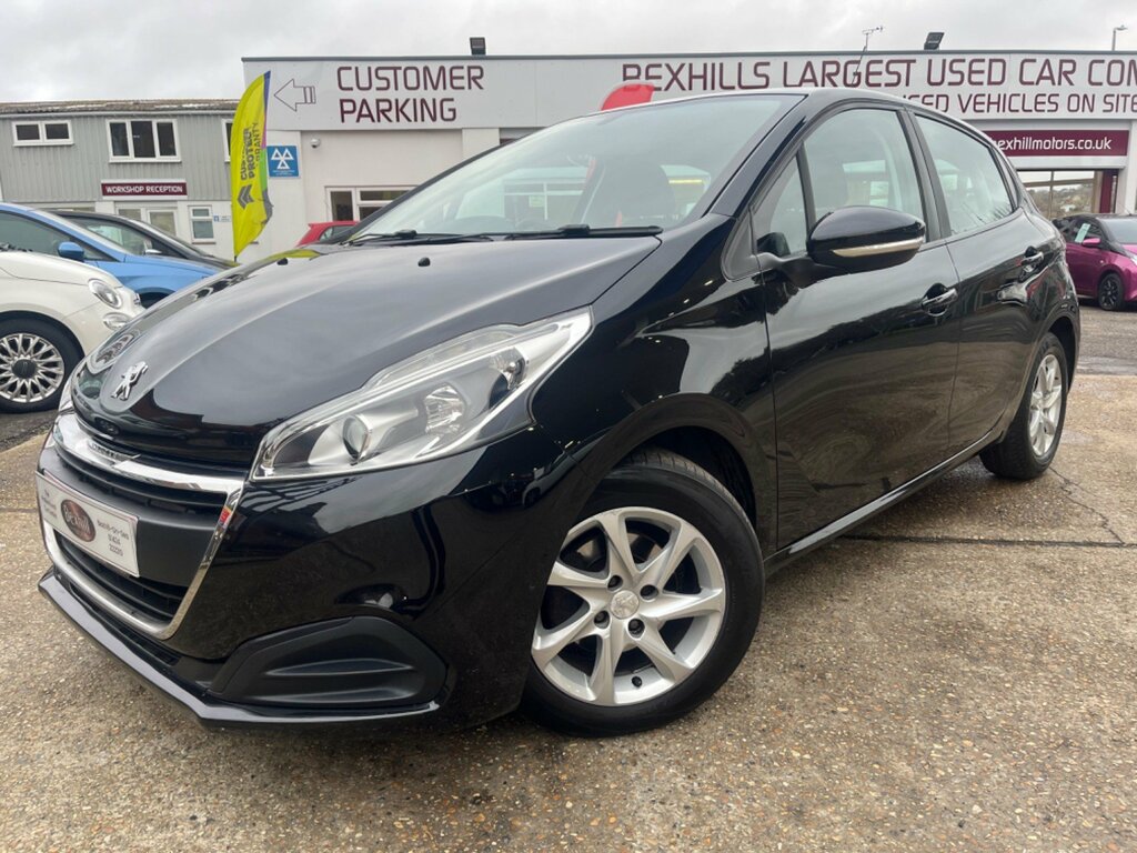Compare Peugeot 208 1.6 Blue Hdi FY65YJP Black