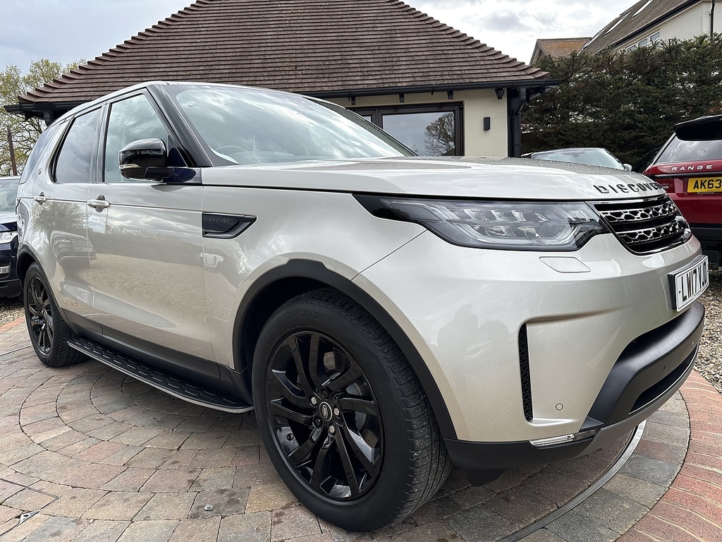 Compare Land Rover Discovery Td V6 Hse Ulez LW17VJD Gold