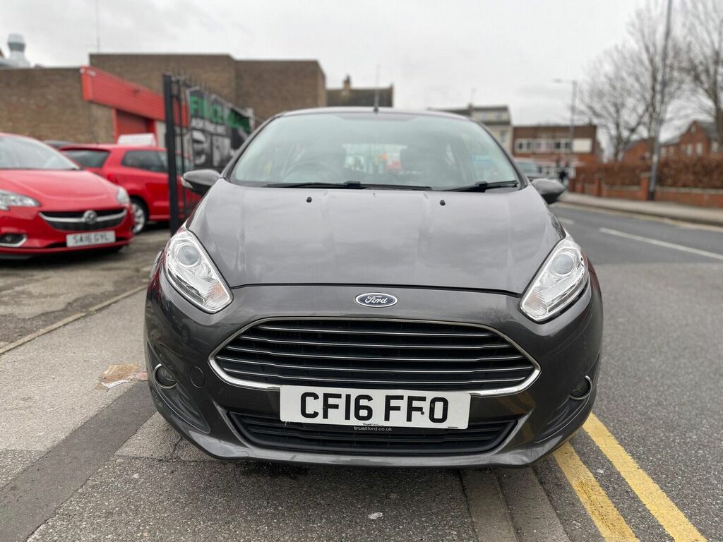 Compare Ford Fiesta Hatchback 1.0T Ecoboost Zetec Euro 6 Ss 20 CF16FFO Grey
