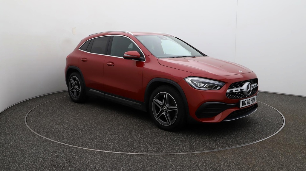 Mercedes-Benz GLA Class Amg Line Red #1