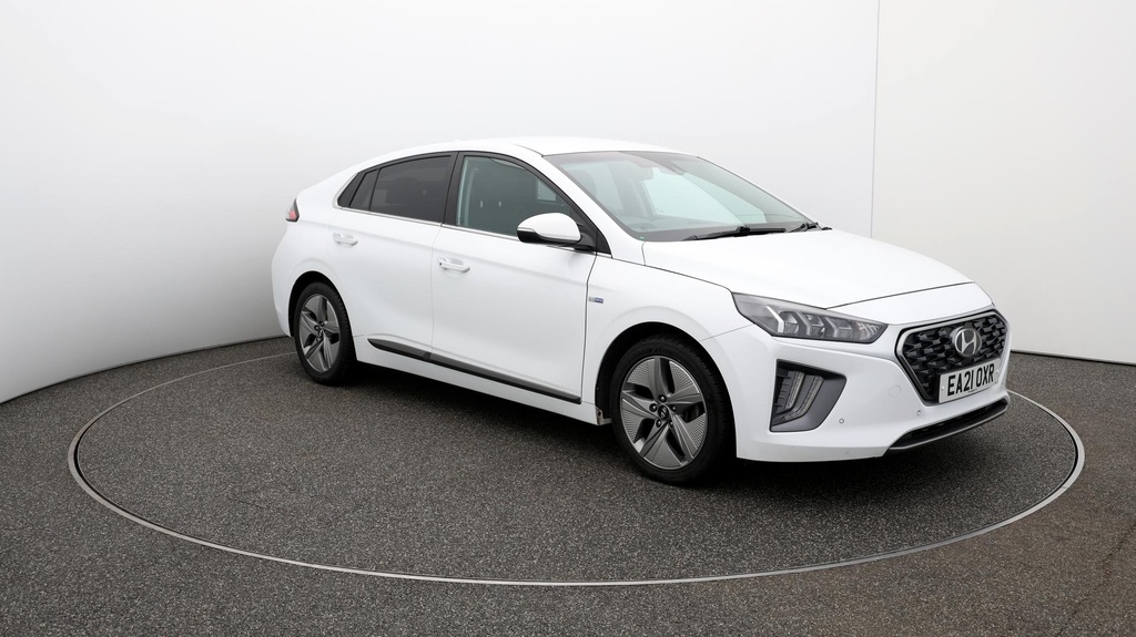 Compare Hyundai Ioniq Premium Se EA21OXR White