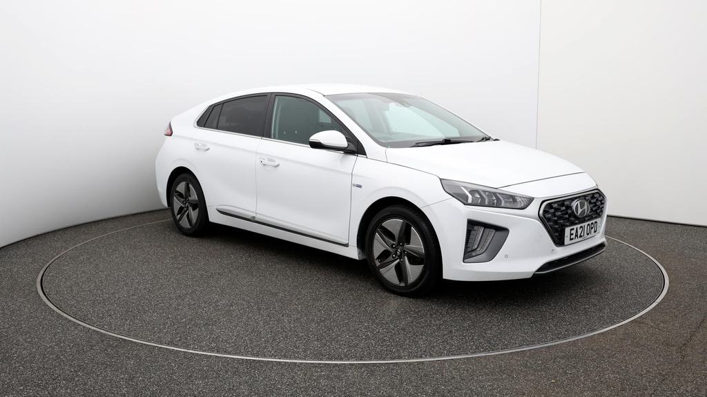 Compare Hyundai Ioniq Premium Se EA21OPD White