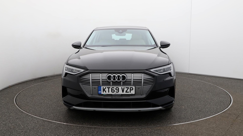 Compare Audi E-tron Base KT69VZP Black
