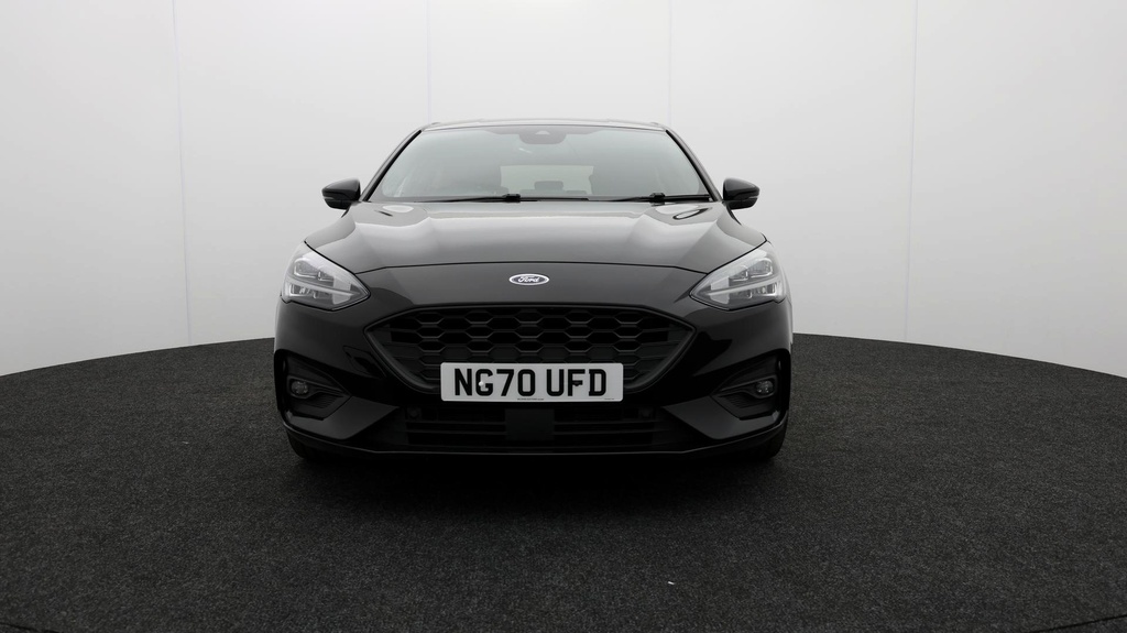 Compare Ford Focus St-line X NG70UFD Black
