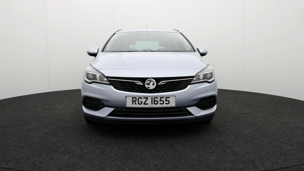 Compare Vauxhall Astra Business Edition Nav RGZ1655 Silver