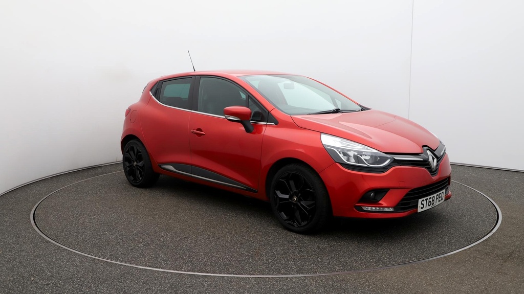 Compare Renault Clio Iconic ST68PEO Red