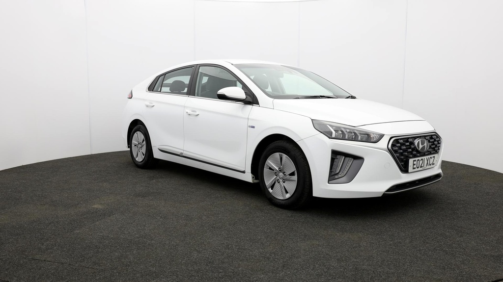 Compare Hyundai Ioniq Premium EO21XCZ White