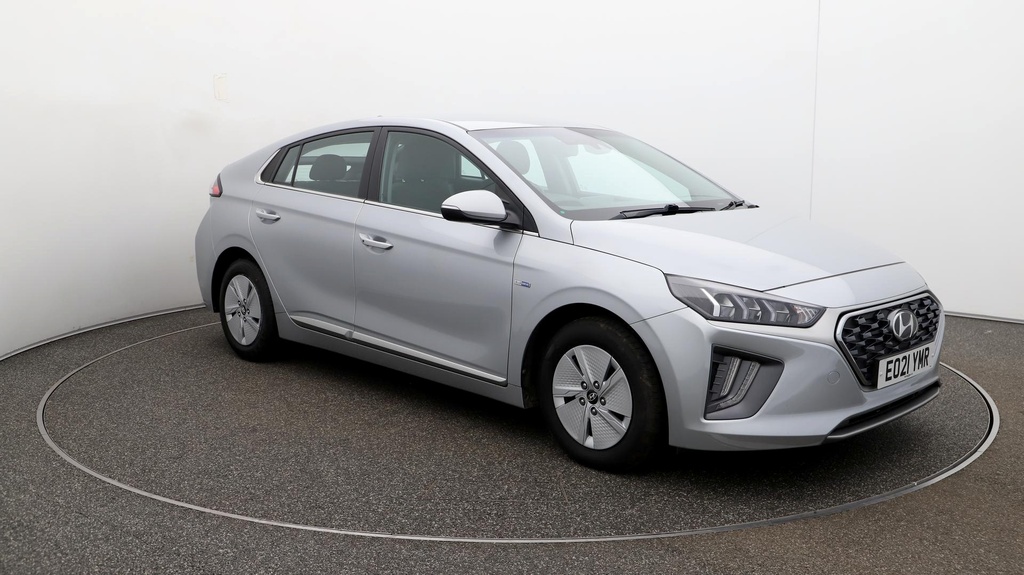 Compare Hyundai Ioniq Premium EO21YMR Silver
