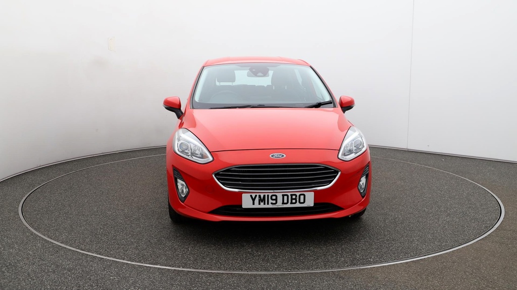 Compare Ford Fiesta Zetec YM19DBO Red