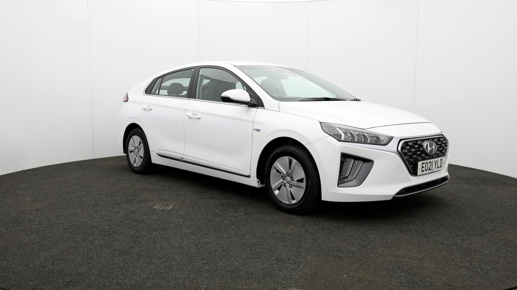 Compare Hyundai Ioniq Premium EO21YLD White
