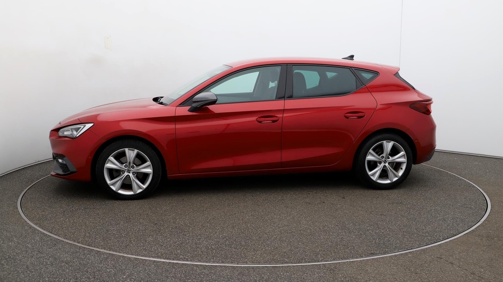 Compare Seat Leon Fr MT70FZM Red