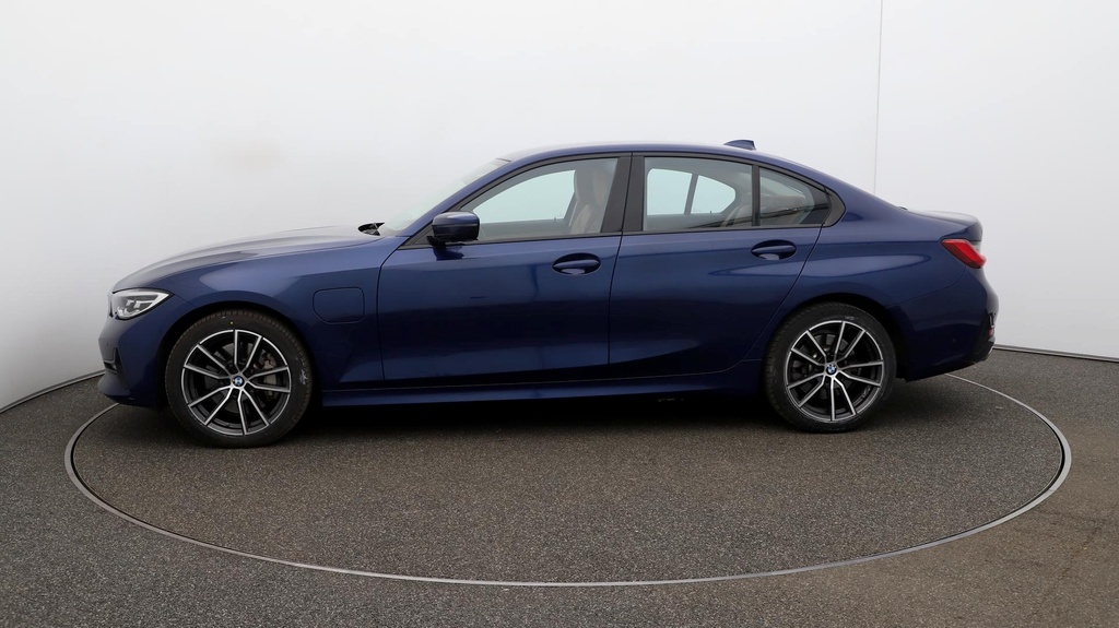 Compare BMW 3 Series Sport Pro OE69XSZ Blue