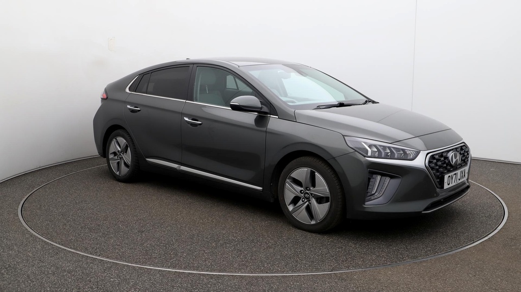 Compare Hyundai Ioniq Premium Se OY71JXA Grey