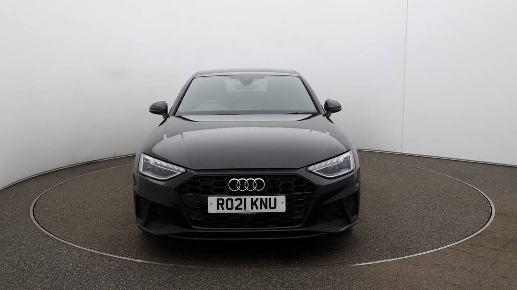 Compare Audi A4 Black Edition RO21KNU Black