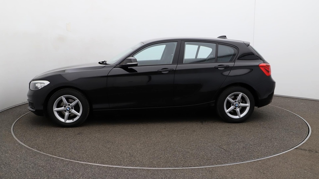 Compare BMW 1 Series Se HT19MGE Black