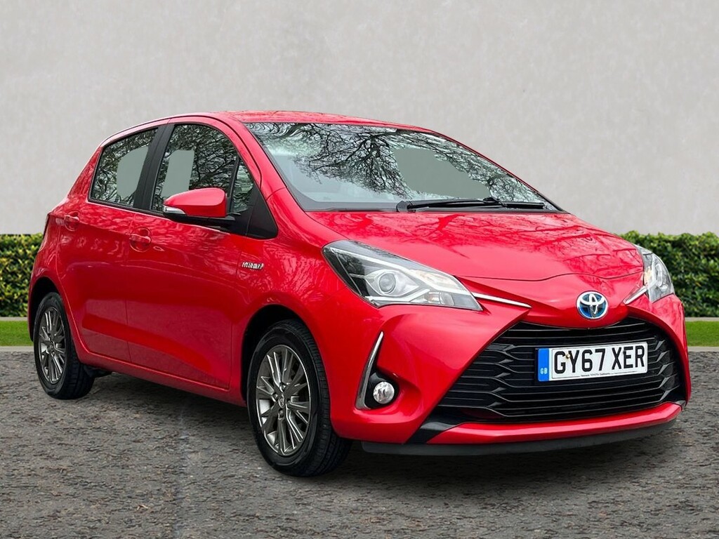 Compare Toyota Yaris 1.5 Hybrid Icon Cvt GY67XER Red
