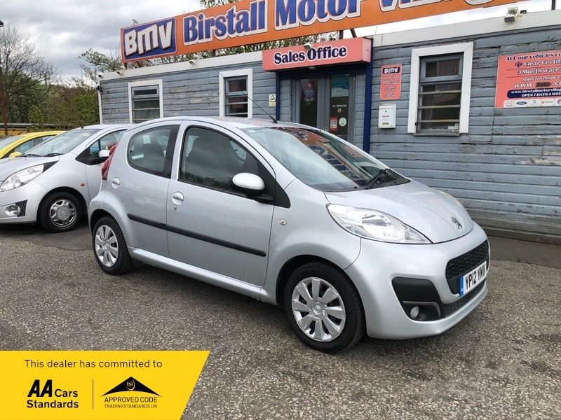 Compare Peugeot 107 Active YP12YMV Silver