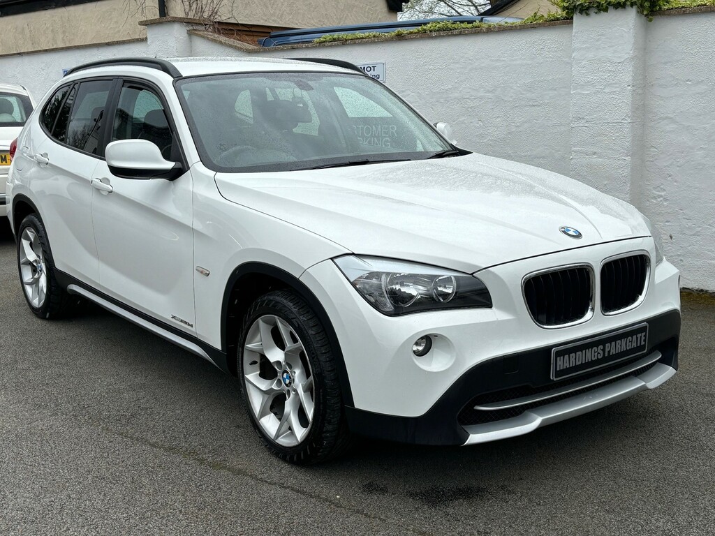 Compare BMW X1 Xdrive20d Se SD61TKC White