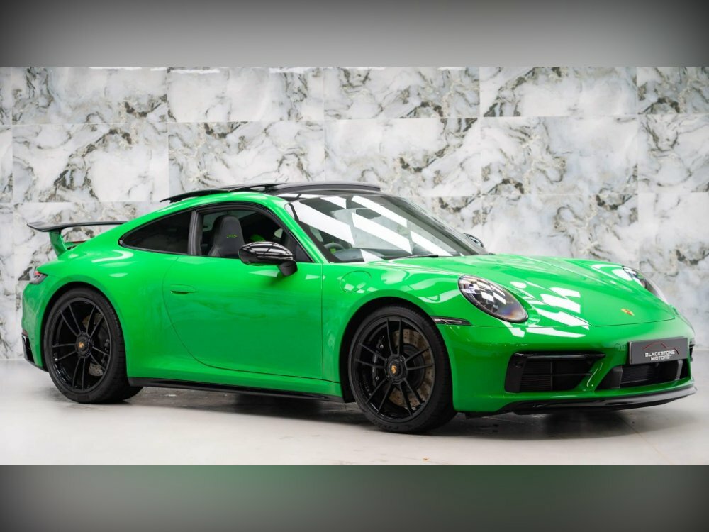 Compare Porsche 911 911 Carrera Gts RX22ZTK Green