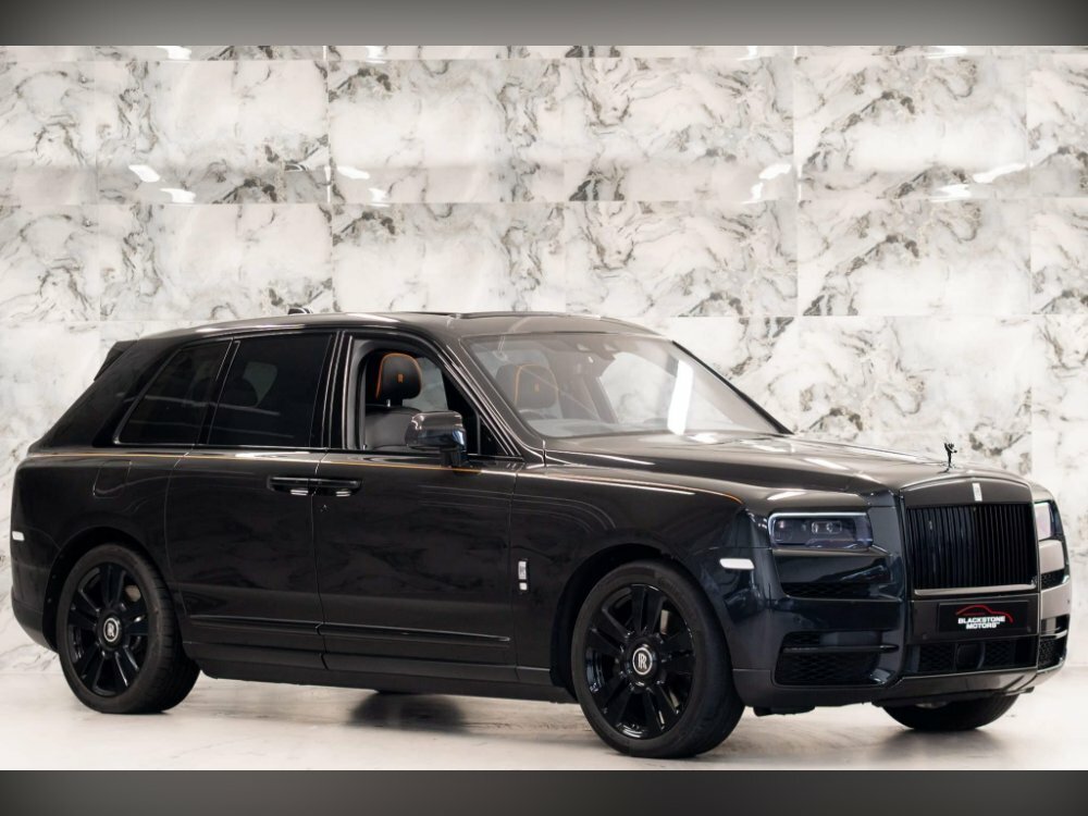 Compare Rolls-Royce Cullinan 6.75 V12 4Wd Euro 6  Black