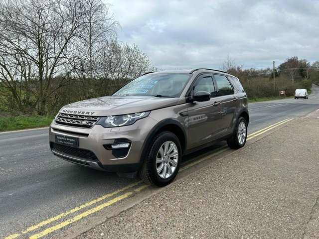 Compare Land Rover Discovery Sport Sport 2.0 Td4 Se Tech 180 Bhp VK16EKC Brown