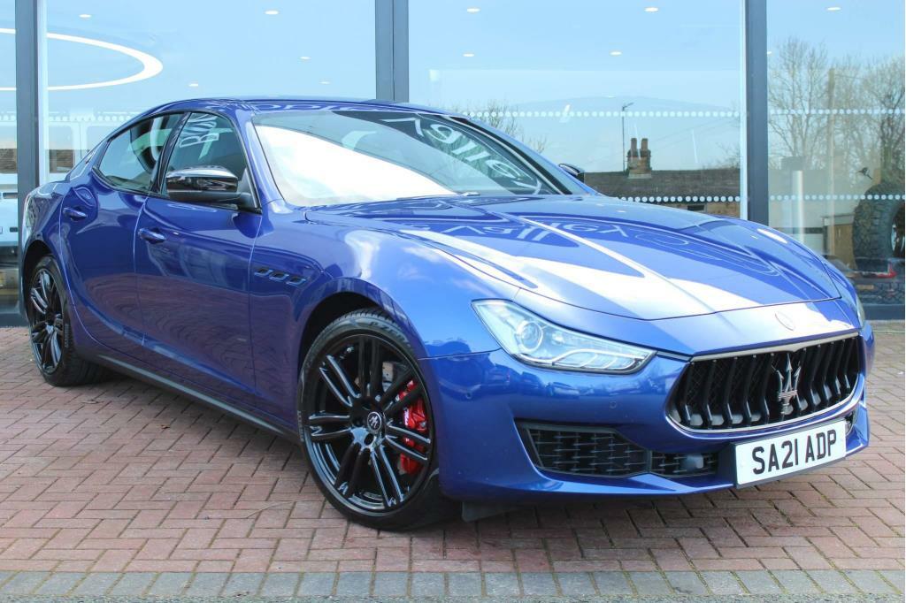 Compare Maserati Ghibli Saloon SA21ADP Blue