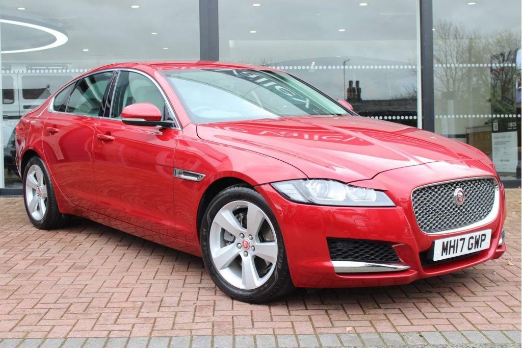 Compare Jaguar XF Saloon MH17GWP Red