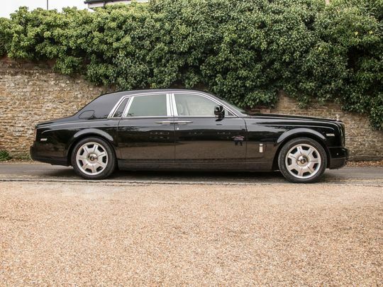 Compare Rolls-Royce Phantom Automatic  Black