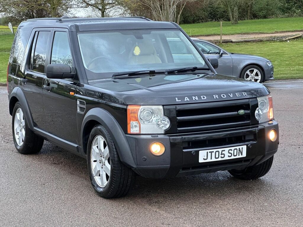 Compare Land Rover Discovery 3 4X4 2.7 Td V6 Hse 200707 JT05SON Black