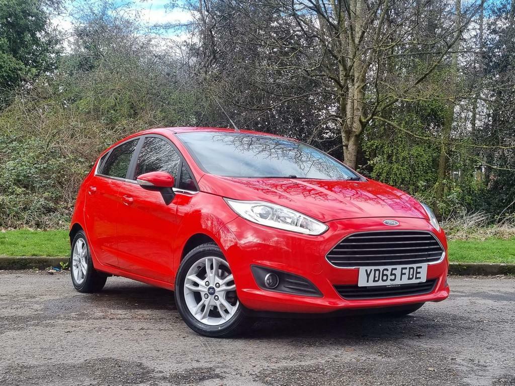 Compare Ford Fiesta 1.0T Ecoboost Zetec Euro 6 Ss YD65FDE Red