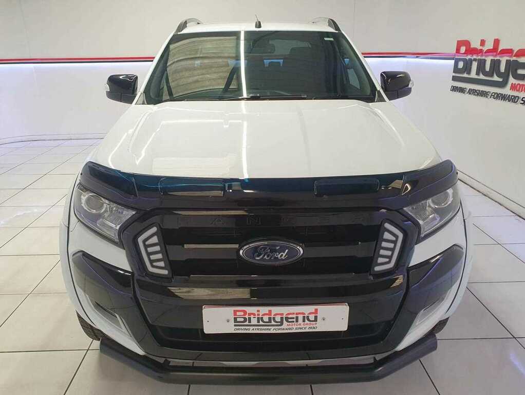 Compare Ford Ranger 3.2 Tdci Wildtrak Pickup 4Wd Euro SK17VFT White