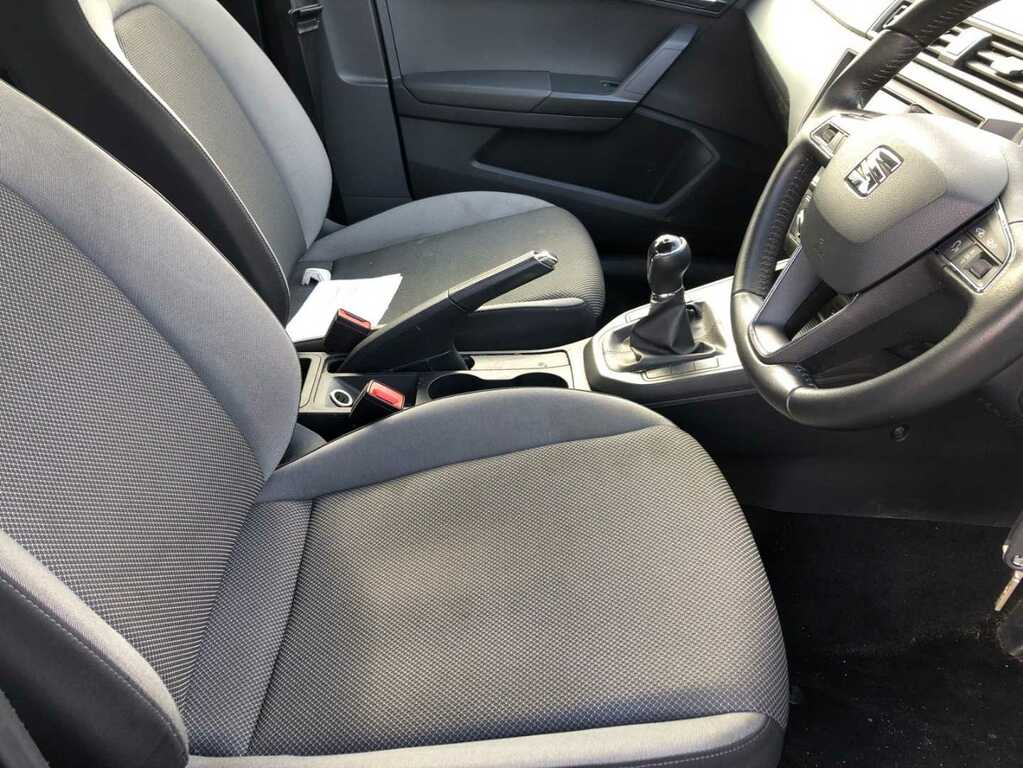 Seat Ibiza 1.0 Mpi Se Hatchback White #1