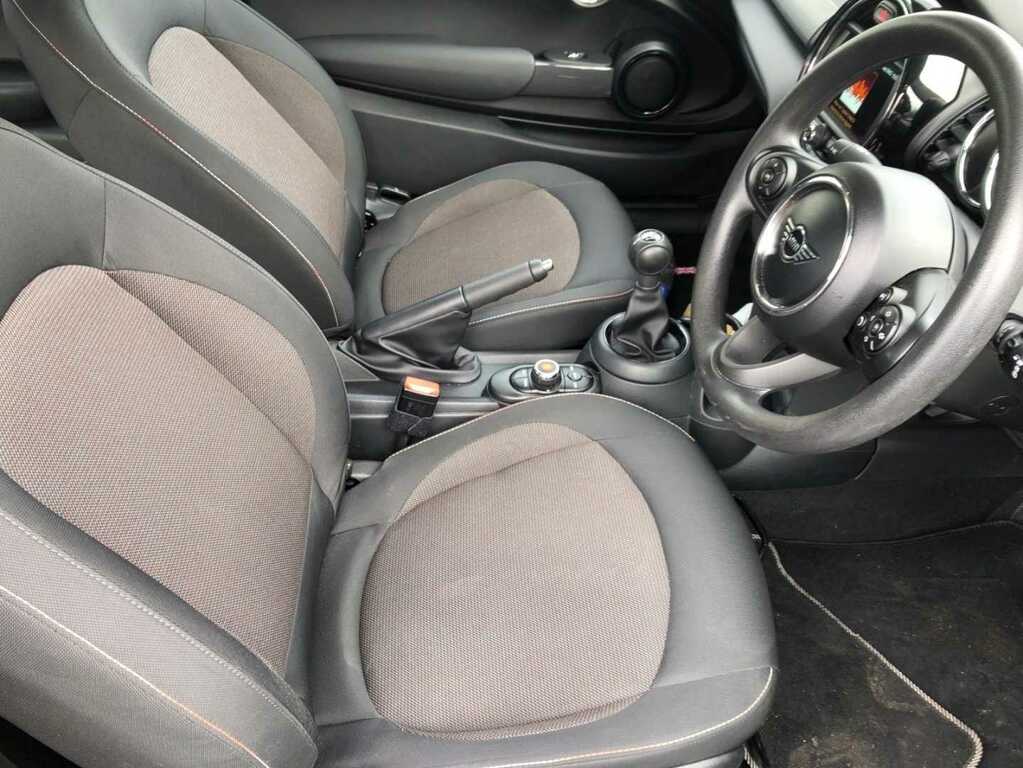 Compare Mini Hatch 1.5 Cooper Classic YD69ZNY Grey