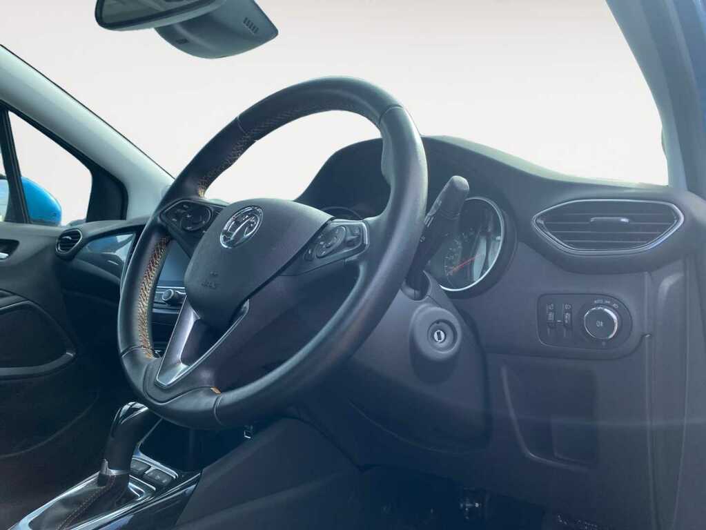 Compare Vauxhall Crossland X 1.2 Turbo Business Edition Nav Suv OXZ8262 Blue