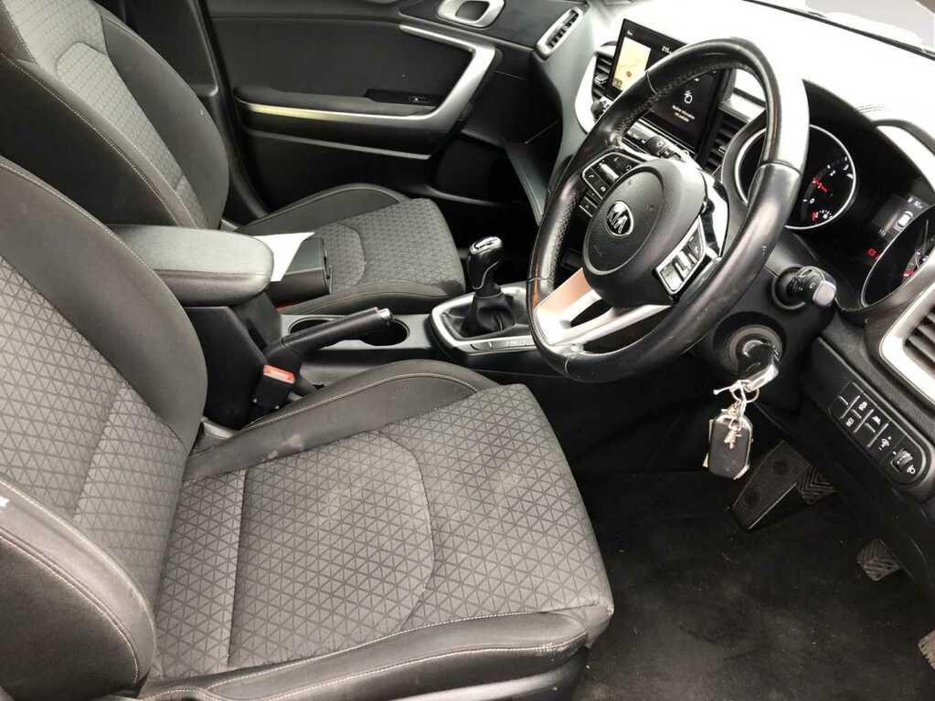 Compare Kia Ceed 1.0 T-gdi Eco 2 Hatchback DA20YYC Grey