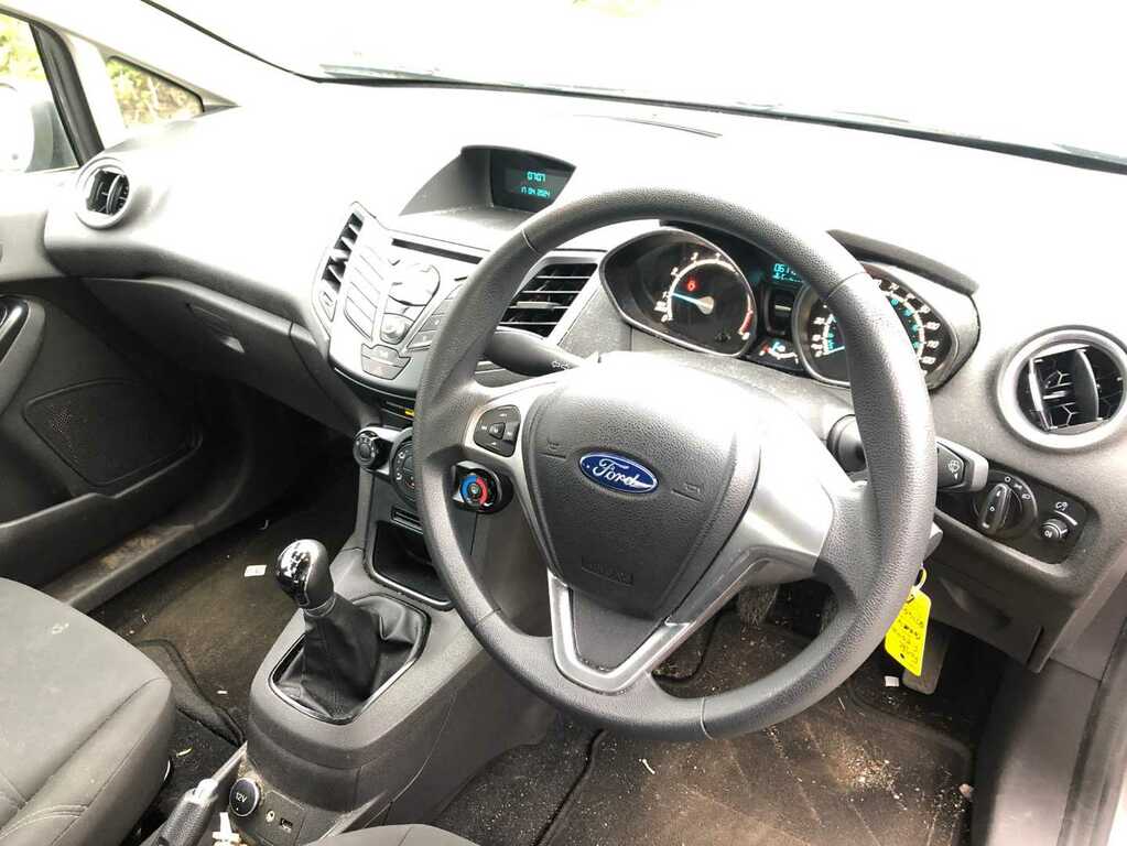 Compare Ford Fiesta 1.25 Style Hatchback SJ16GUX Grey