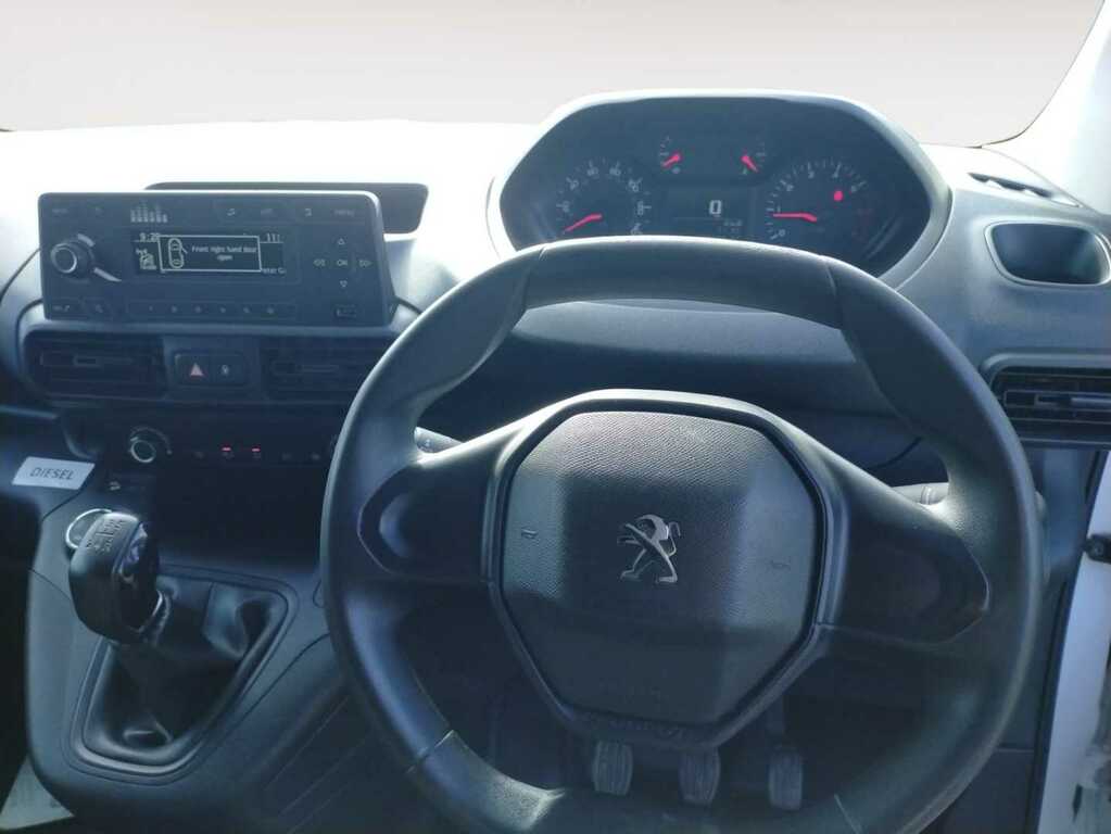 Compare Peugeot Partner 1.5 Bluehdi 1000 Grip Standard Panel Van Diese NV69NEF White