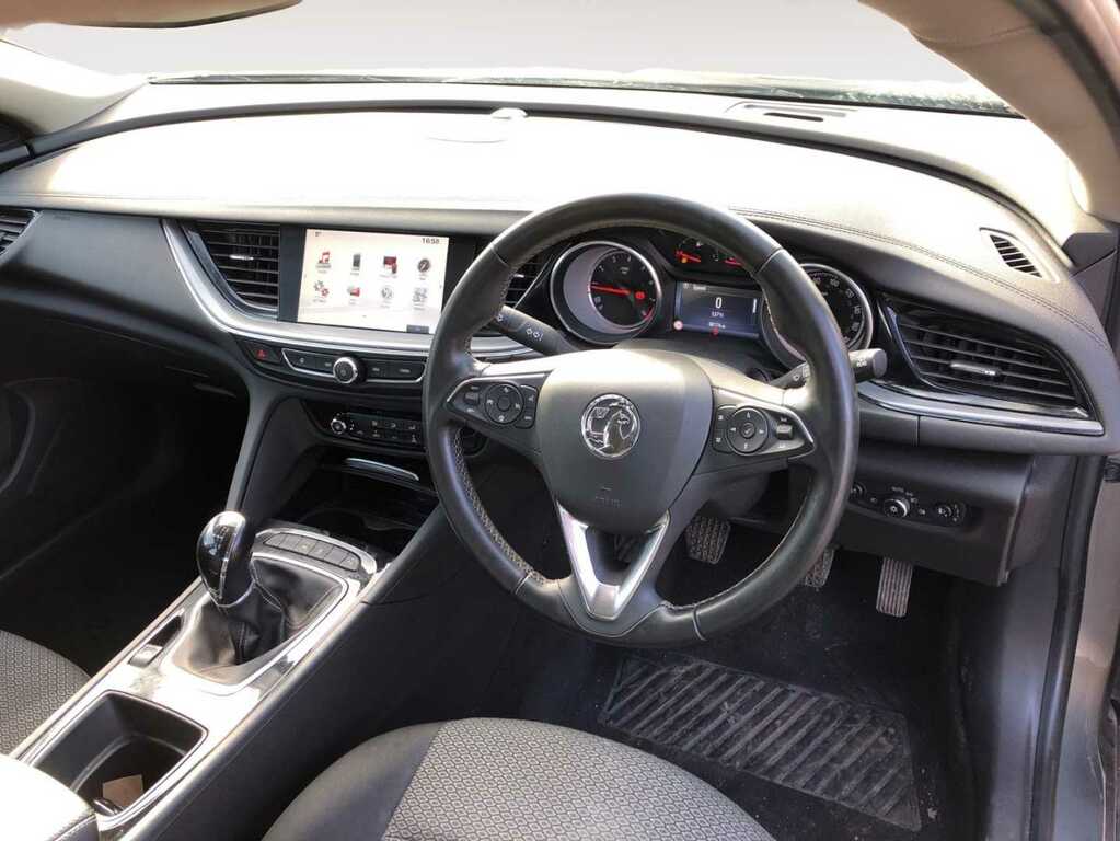 Compare Vauxhall Insignia 1.5I Turbo Design Nav Grand Sport DV17WGW Grey