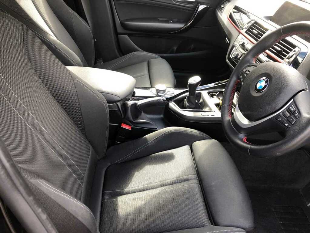 BMW 1 Series 1.5 118I Sport Hatchback Black #1
