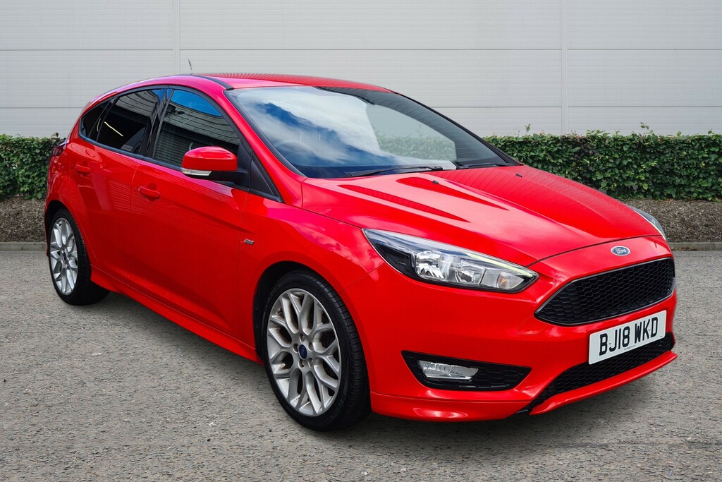 Compare Ford Focus Focus St-line BJ18WKD Red