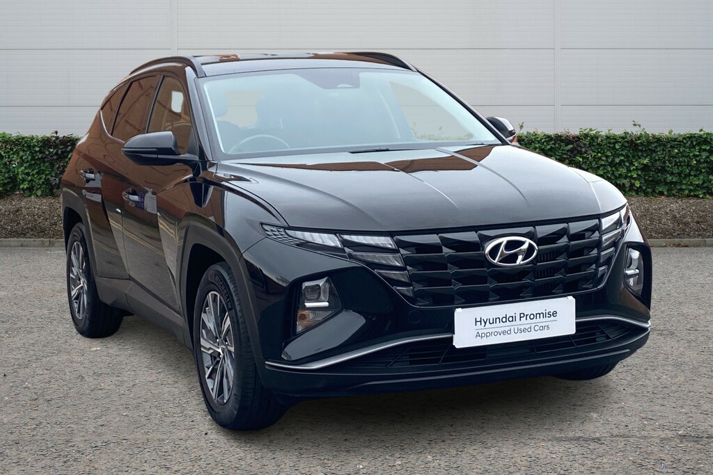 Compare Hyundai Tucson 1.6 Tgdi Se Connect 2Wd MA21RBU Black