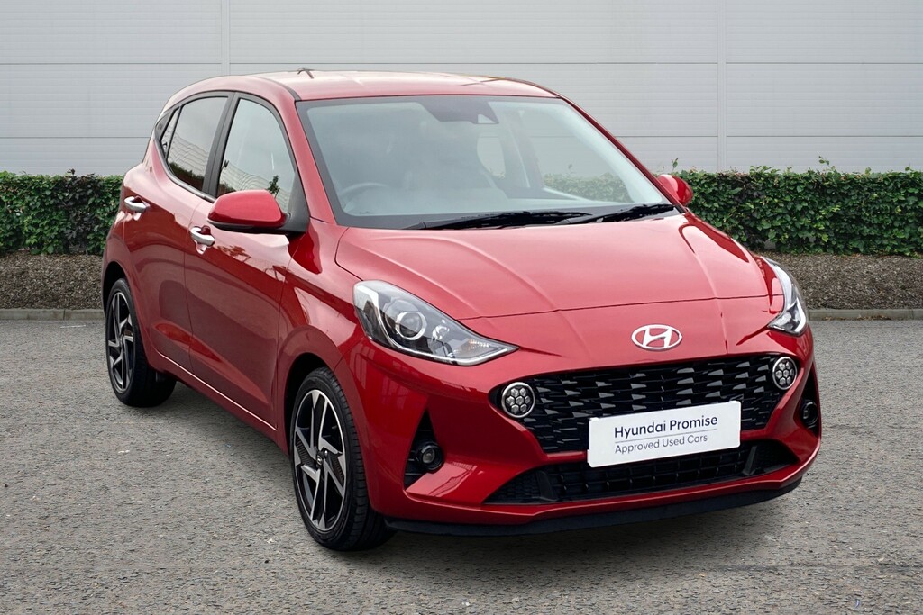 Compare Hyundai I10 1.0 Mpi Premium GF72MLZ Red