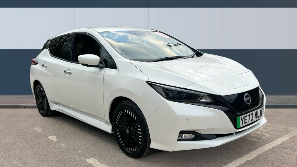 Compare Nissan Leaf Tekna YE73MLK White